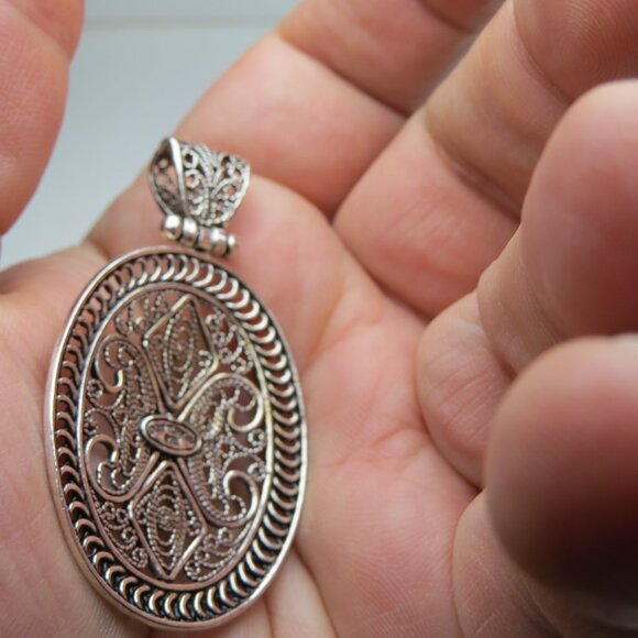 *925 Sterling Silver Antique Pendant - Picture 4 of 5